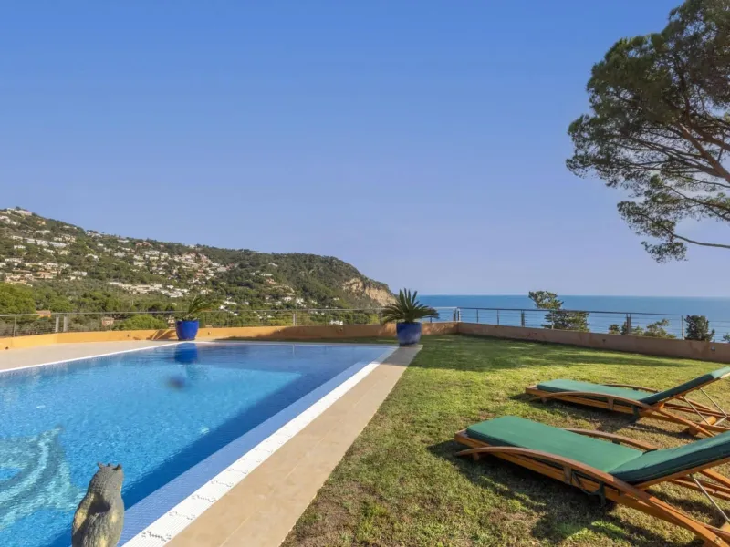 Exclusive Villa with Panoramic Sea Views and Luxurious Amenities in Begur, Costa Brava