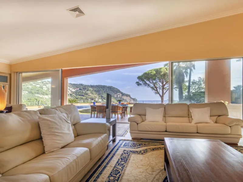 Exclusive Villa with Panoramic Sea Views and Luxurious Amenities in Begur, Costa Brava