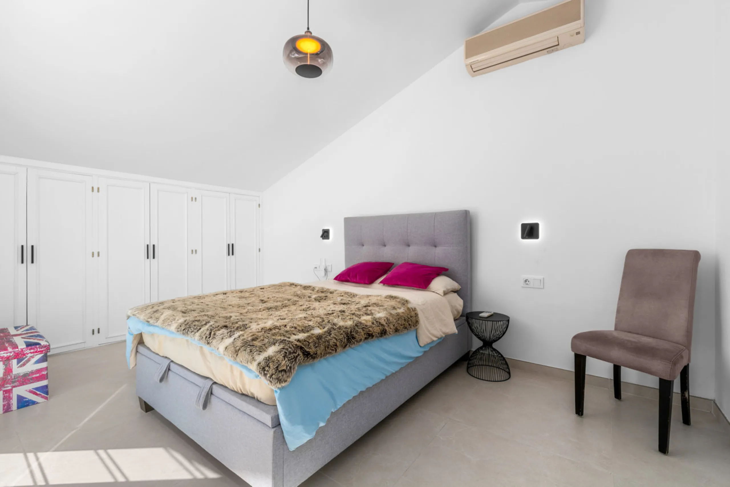 Stunning Fully Refurbished 4-Bedroom, 3-Bathroom Villa in Bel Air Cancelada