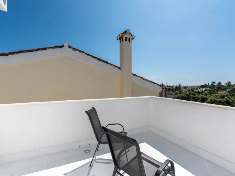 Stunning Fully Refurbished 4-Bedroom, 3-Bathroom Villa in Bel Air Cancelada