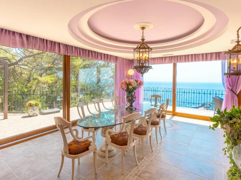 Exclusive Estate in the Heart of Begur, Costa Brava 
