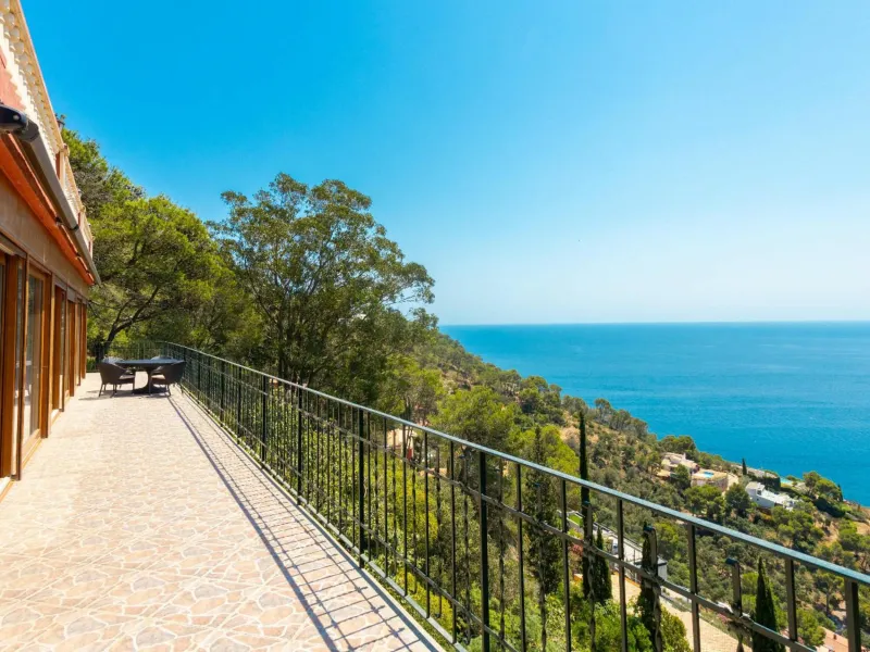 Exclusive Estate in the Heart of Begur, Costa Brava 