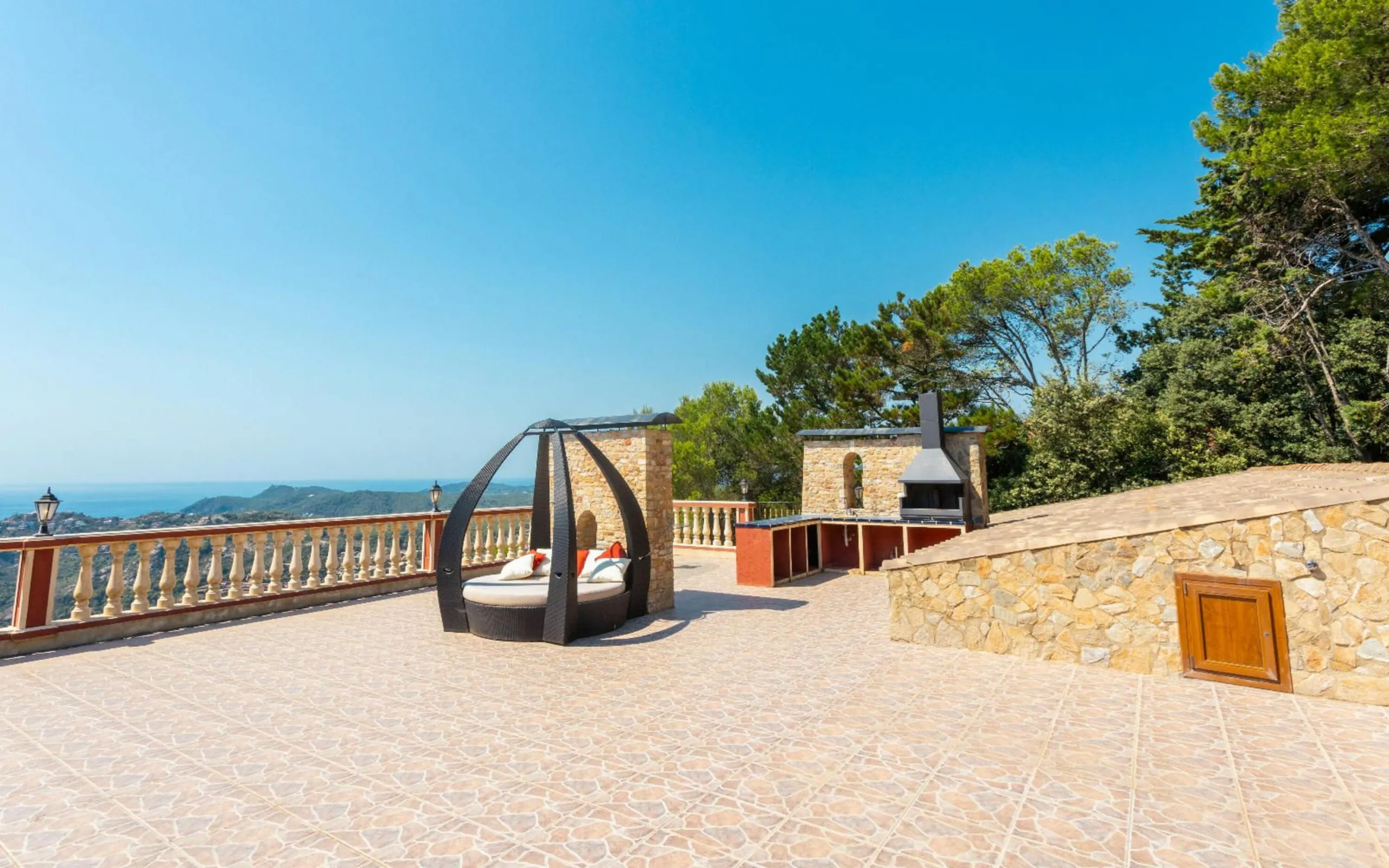 Exclusive Estate in the Heart of Begur, Costa Brava 