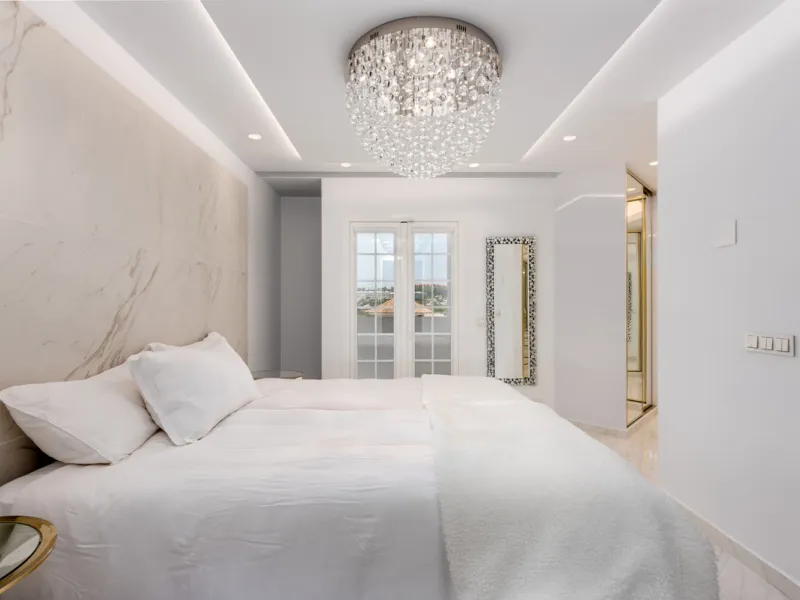 EXCLUSIVE – Luxury 3-Bedroom Townhouse with Sea, Golf and Mountain Views