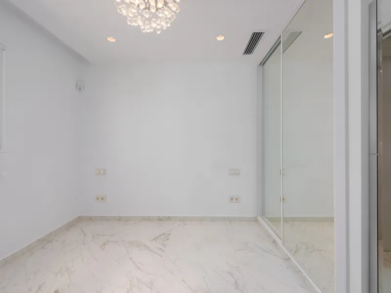 EXCLUSIVE – Luxury 3-Bedroom Townhouse with Sea, Golf and Mountain Views