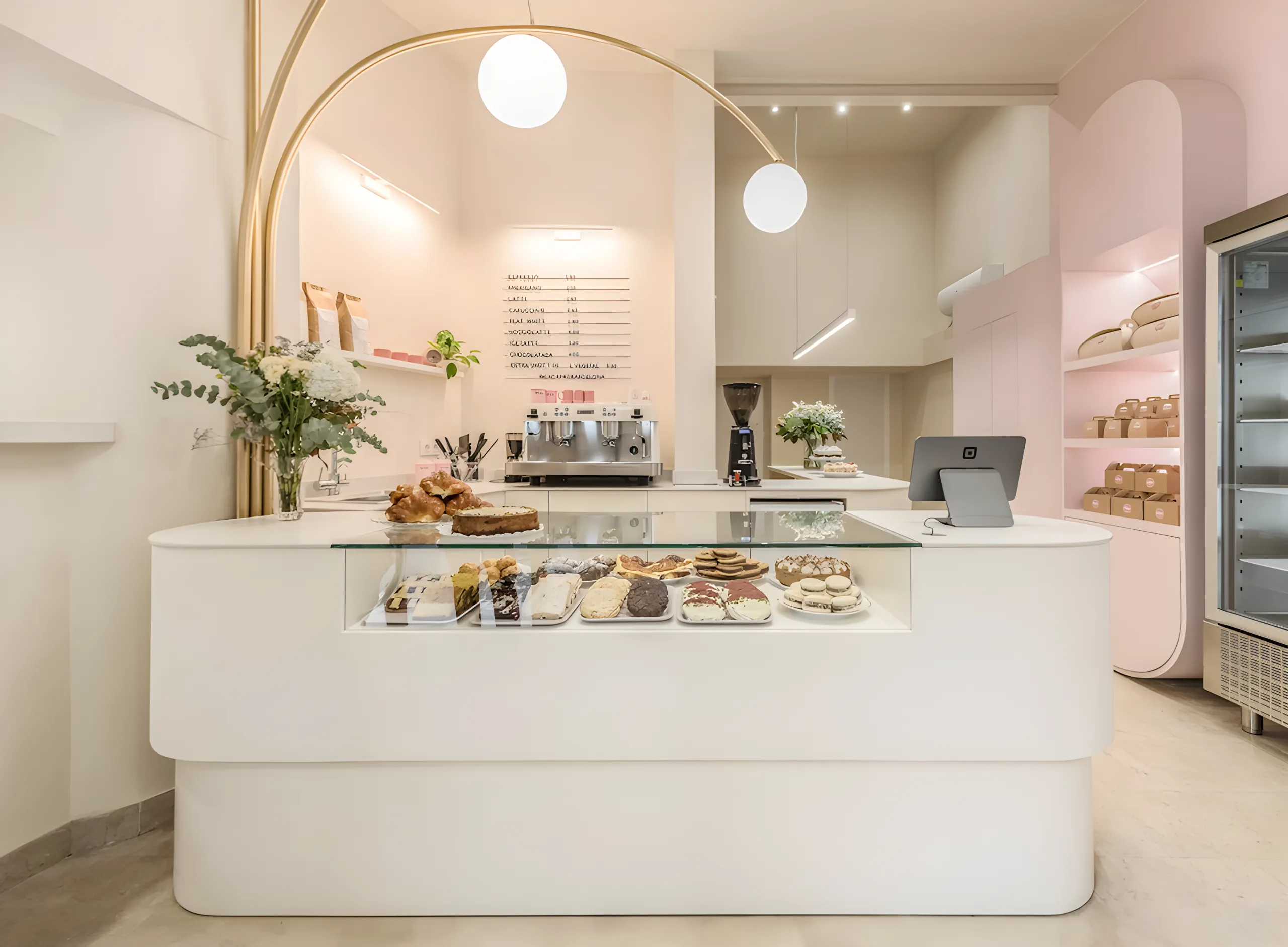 Commercial Property with Tenant for Sale in Poblenou, Barcelona