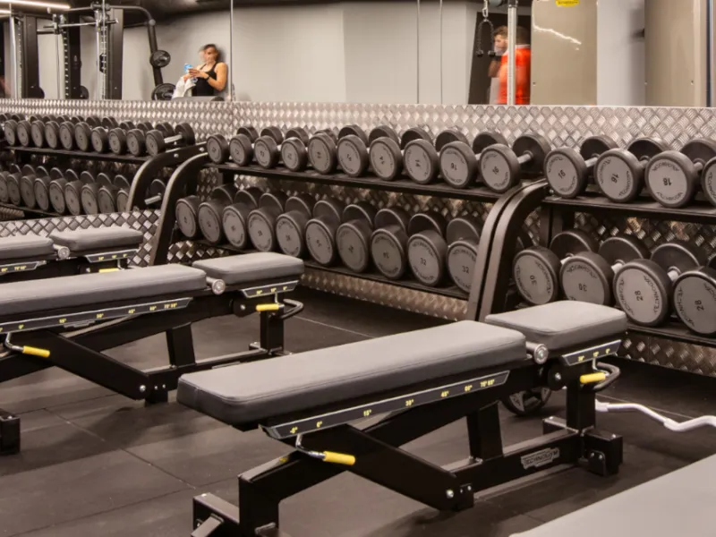 Commercial Premises for Sale in Barcelona: Gym on Avenida Diagonal 