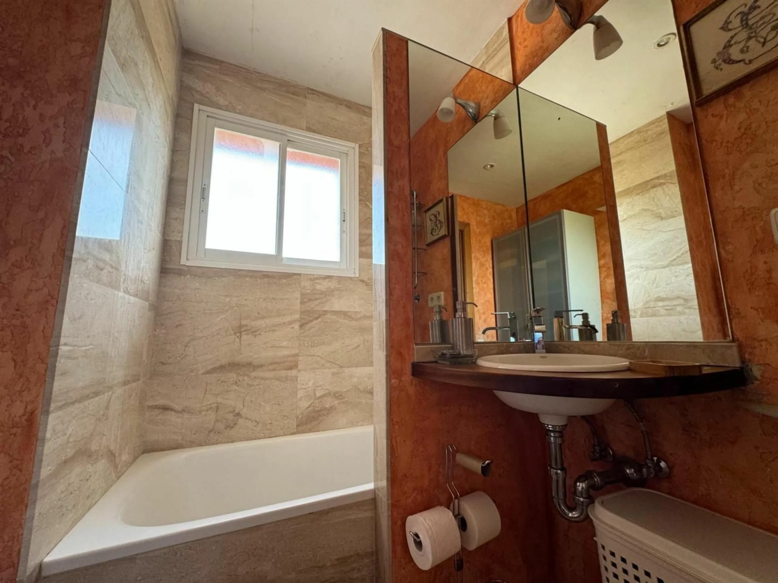 Bright corner apartment with beautiful sea views in Sant Feliu de Guixols, Costa Brava