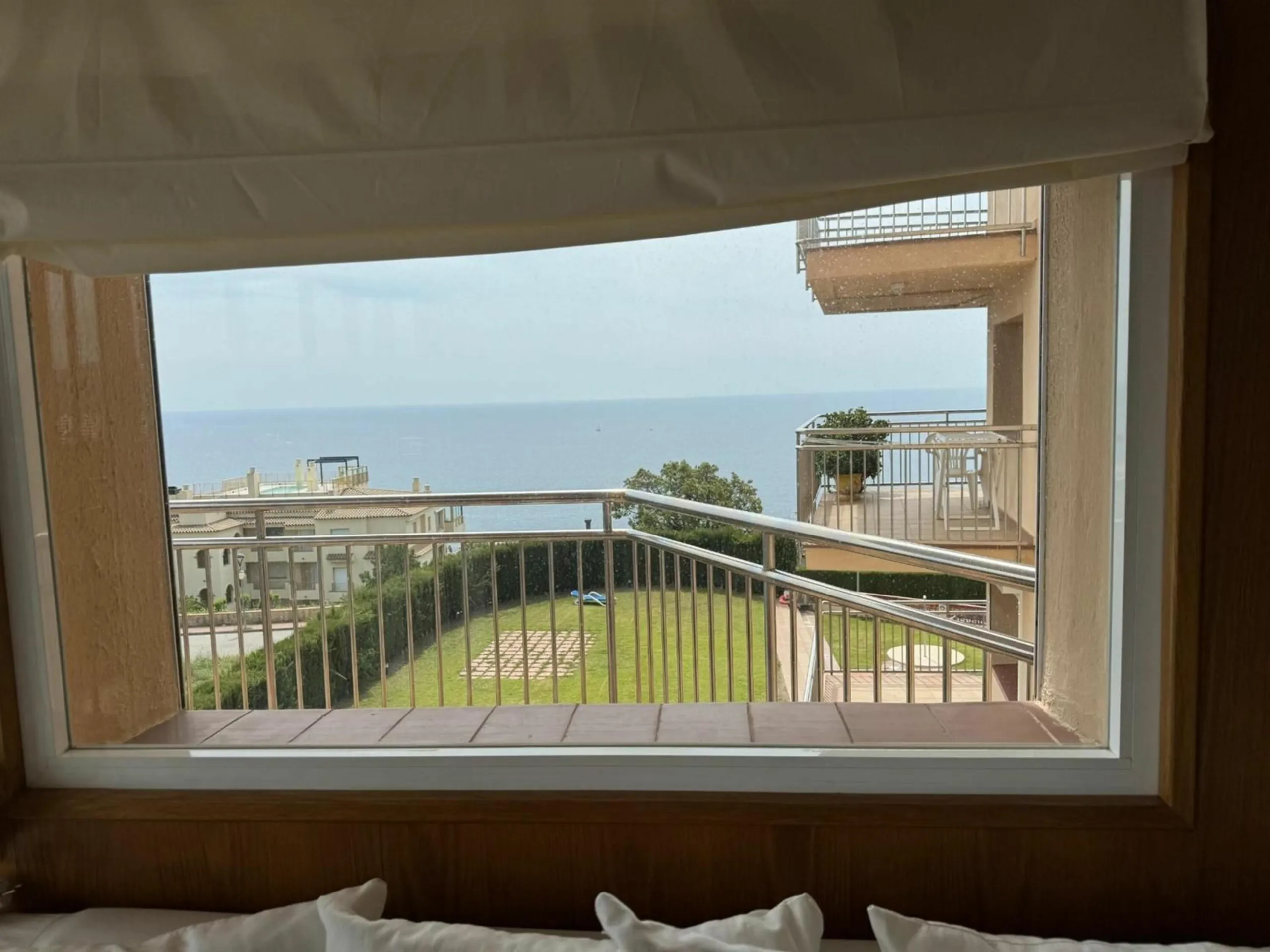 Bright corner apartment with beautiful sea views in Sant Feliu de Guixols, Costa Brava