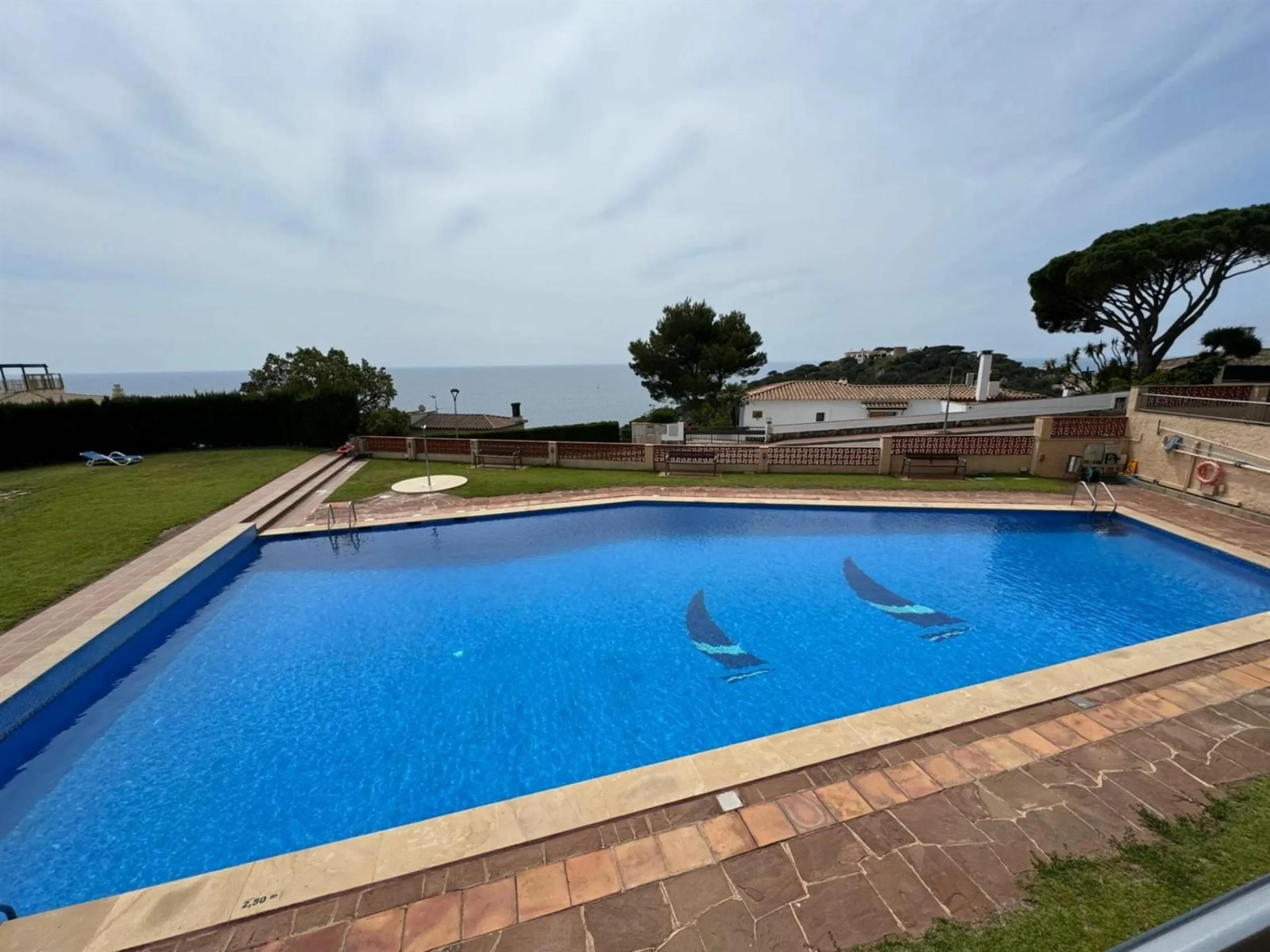 Bright corner apartment with beautiful sea views in Sant Feliu de Guixols, Costa Brava
