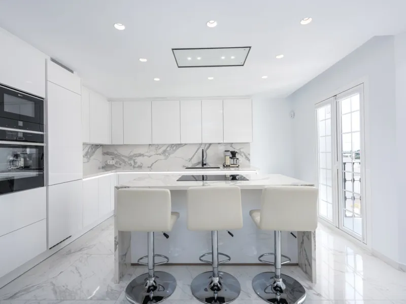 EXCLUSIVE – Luxury 3-Bedroom Townhouse with Sea, Golf and Mountain Views