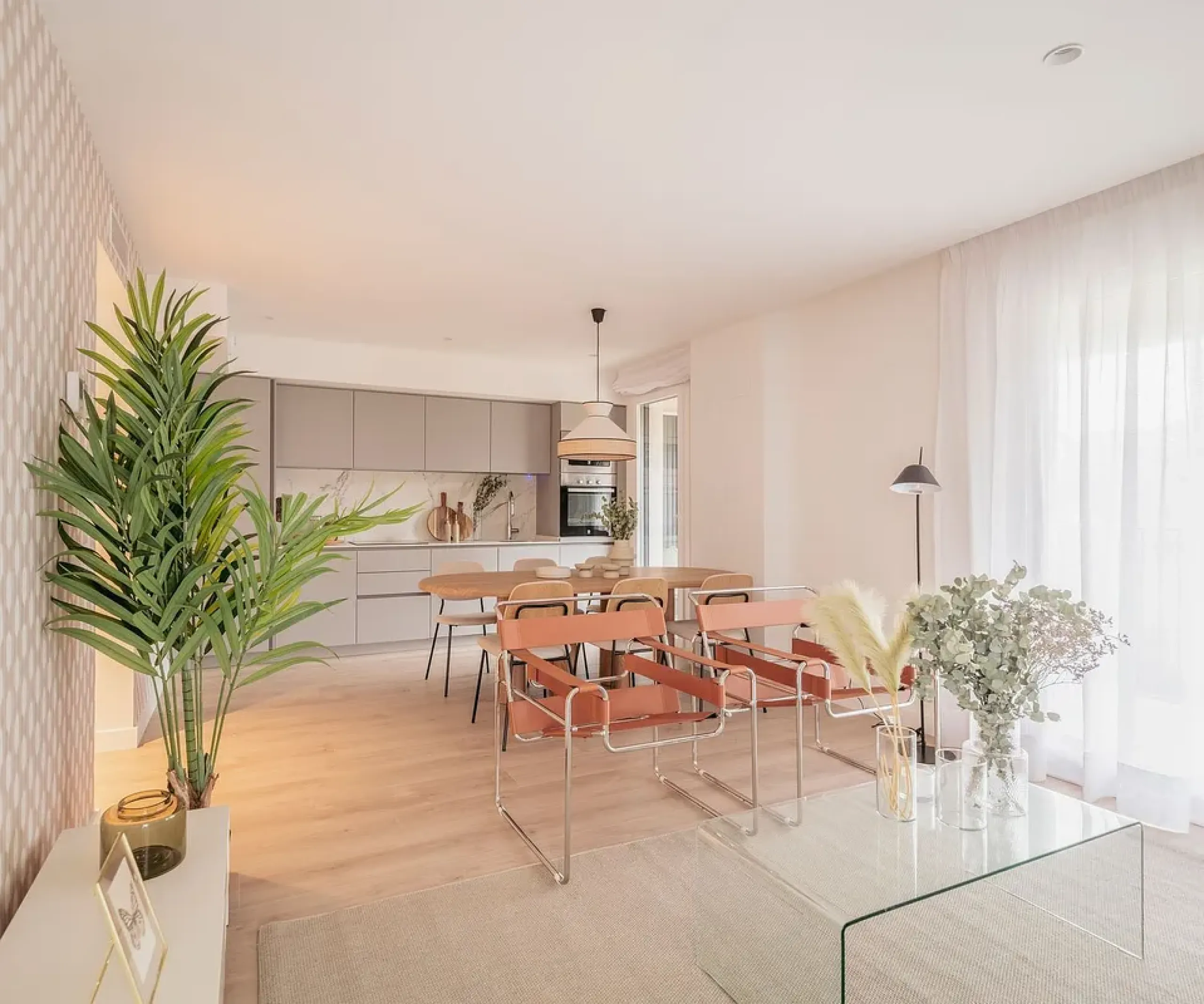 Cozy Apartments with Immediate Move-In Available in Horta Ginardo, Barcelona