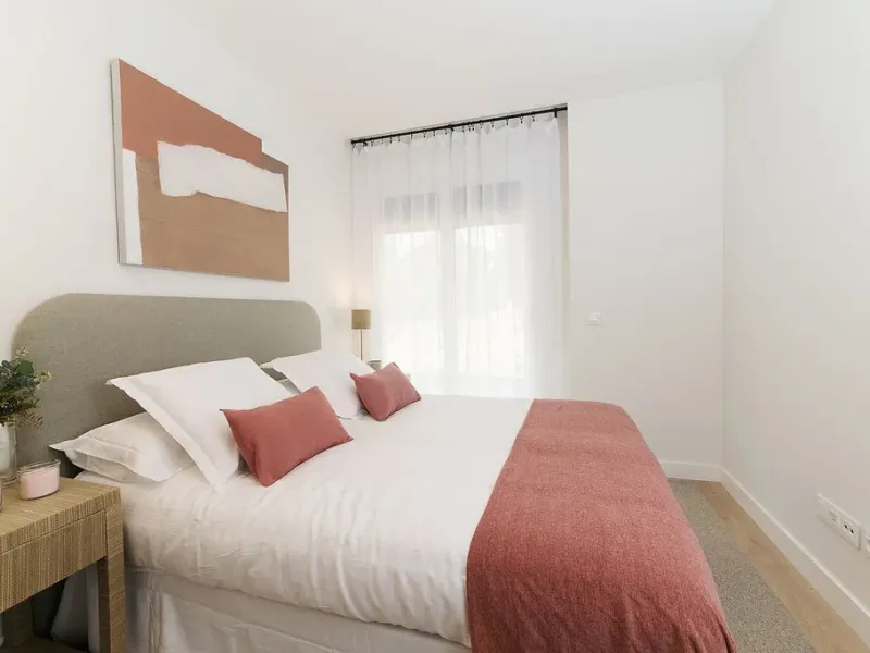 Cozy Apartments with Immediate Move-In Available in Horta Ginardo, Barcelona