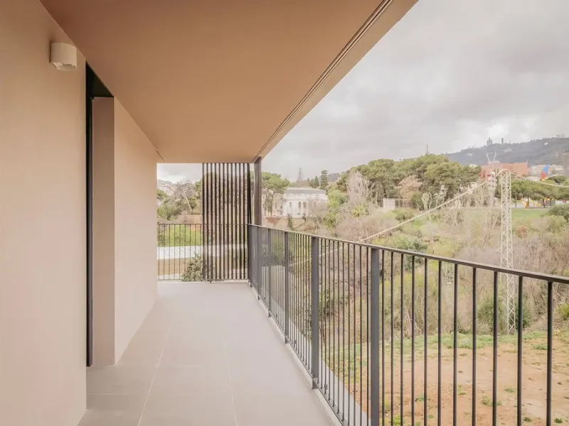 Cozy Apartments with Immediate Move-In Available in Horta Ginardo, Barcelona
