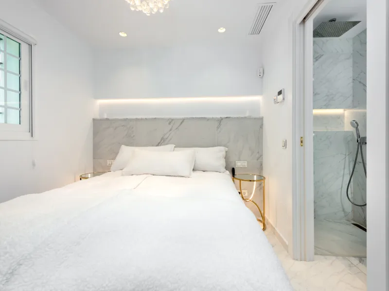 EXCLUSIVE – Luxury 3-Bedroom Townhouse with Sea, Golf and Mountain Views