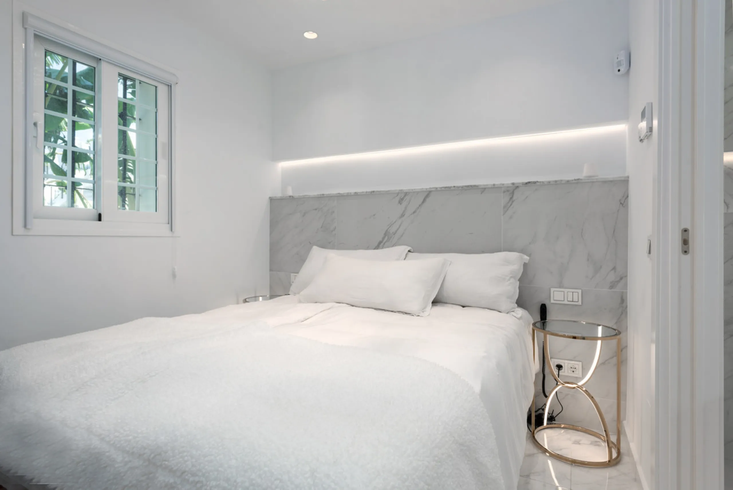 EXCLUSIVE – Luxury 3-Bedroom Townhouse with Sea, Golf and Mountain Views