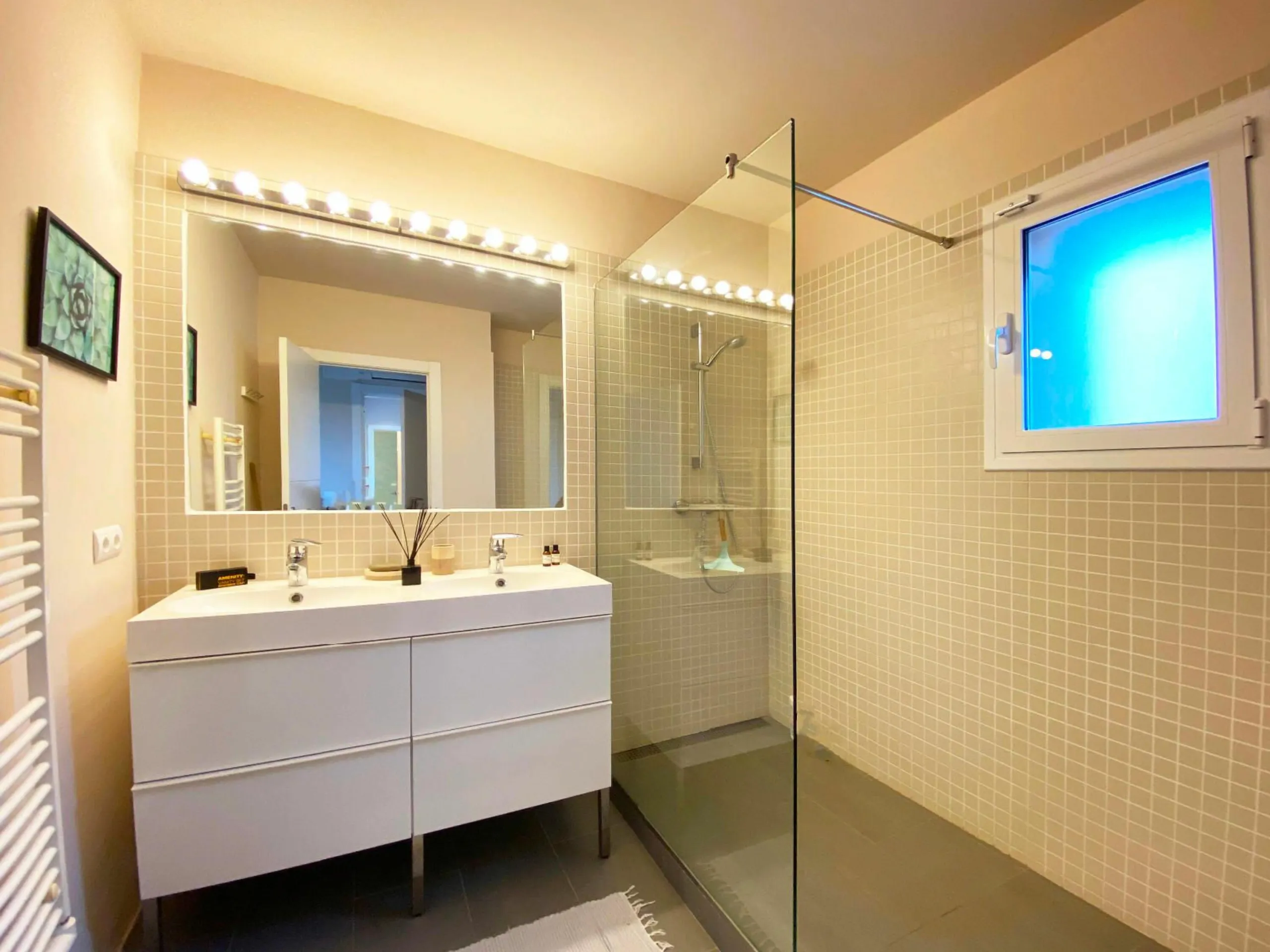 Modern Home in Begur, Just Minutes from Pals and Sa Riera Beaches, Costa Brava
