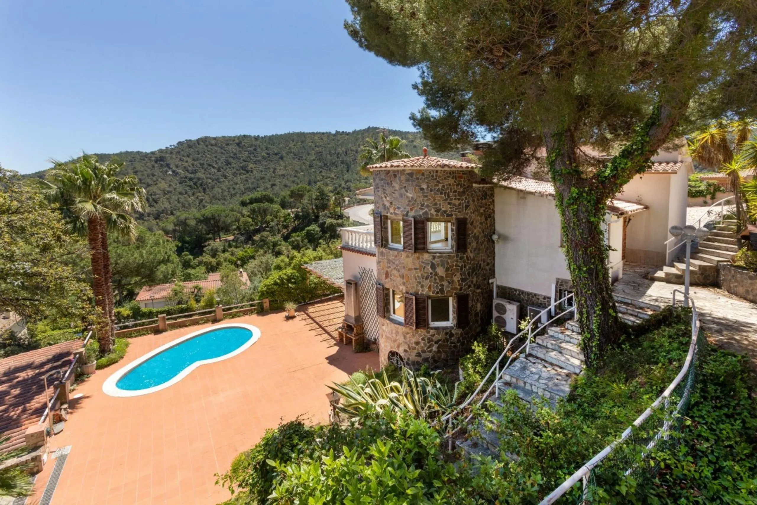 Charming House in the Casa Nova Residential Area in Sant Feliu de Guíxols, Costa Brava