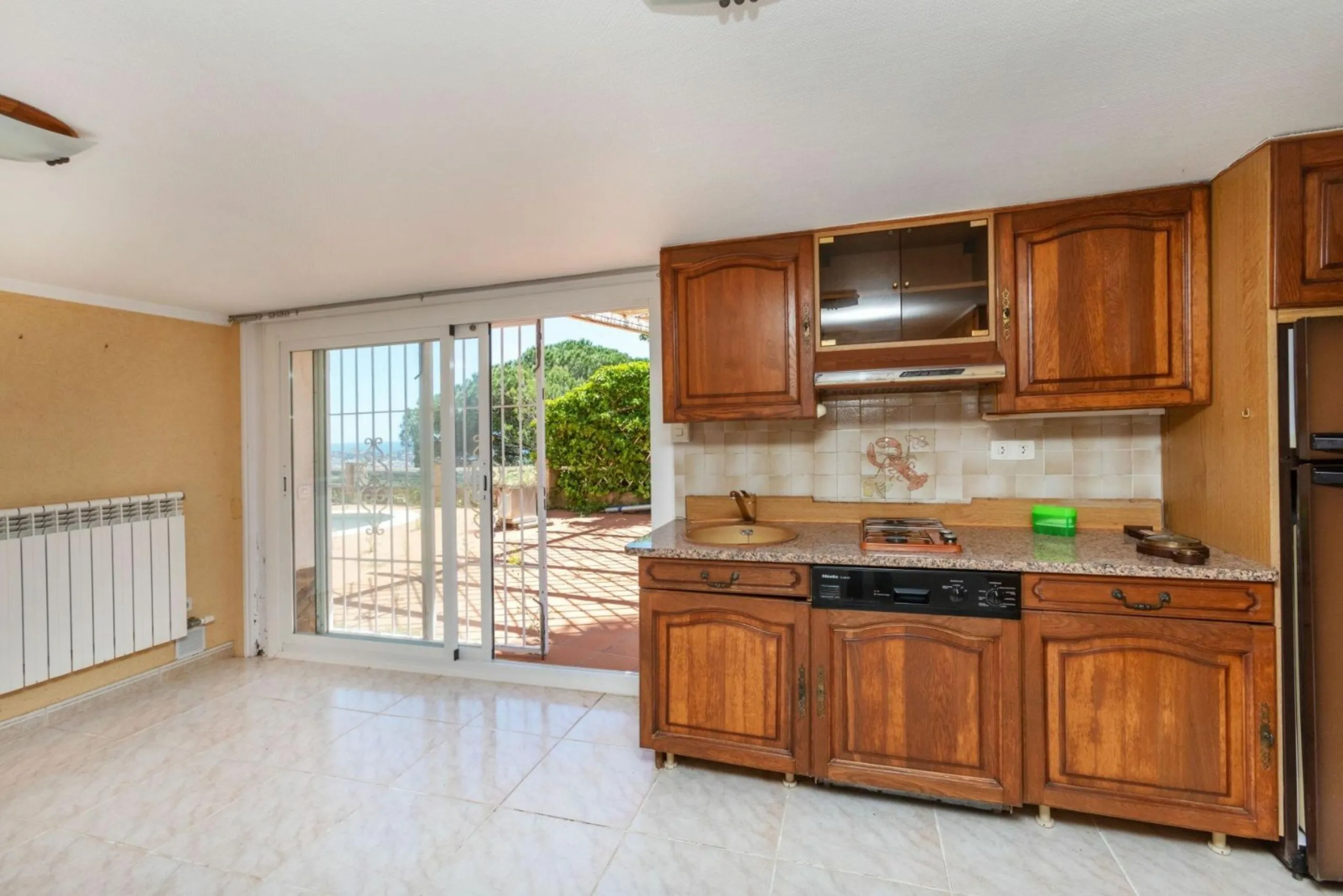 Charming House in the Casa Nova Residential Area in Sant Feliu de Guíxols, Costa Brava