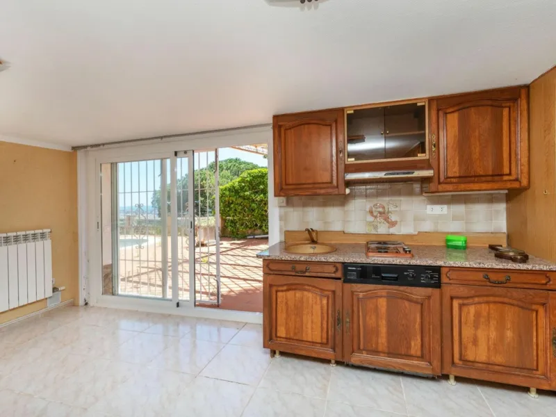 Charming House in the Casa Nova Residential Area in Sant Feliu de Guíxols, Costa Brava