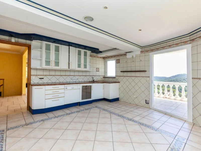 Charming House in the Casa Nova Residential Area in Sant Feliu de Guíxols, Costa Brava