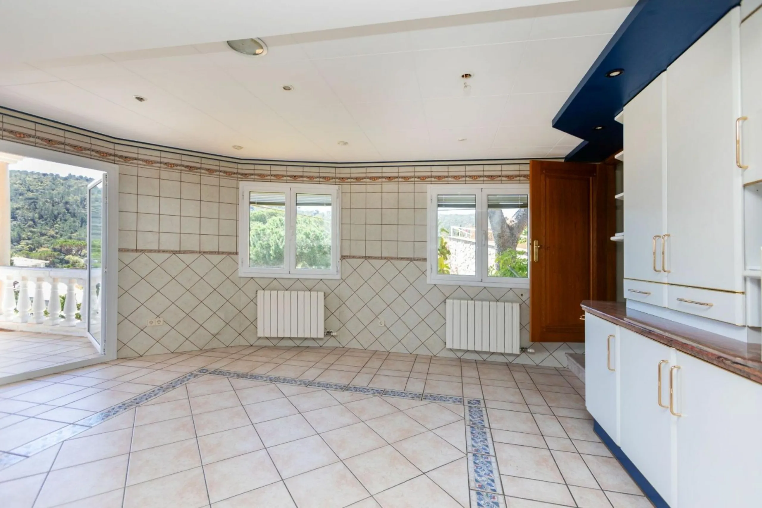 Charming House in the Casa Nova Residential Area in Sant Feliu de Guíxols, Costa Brava