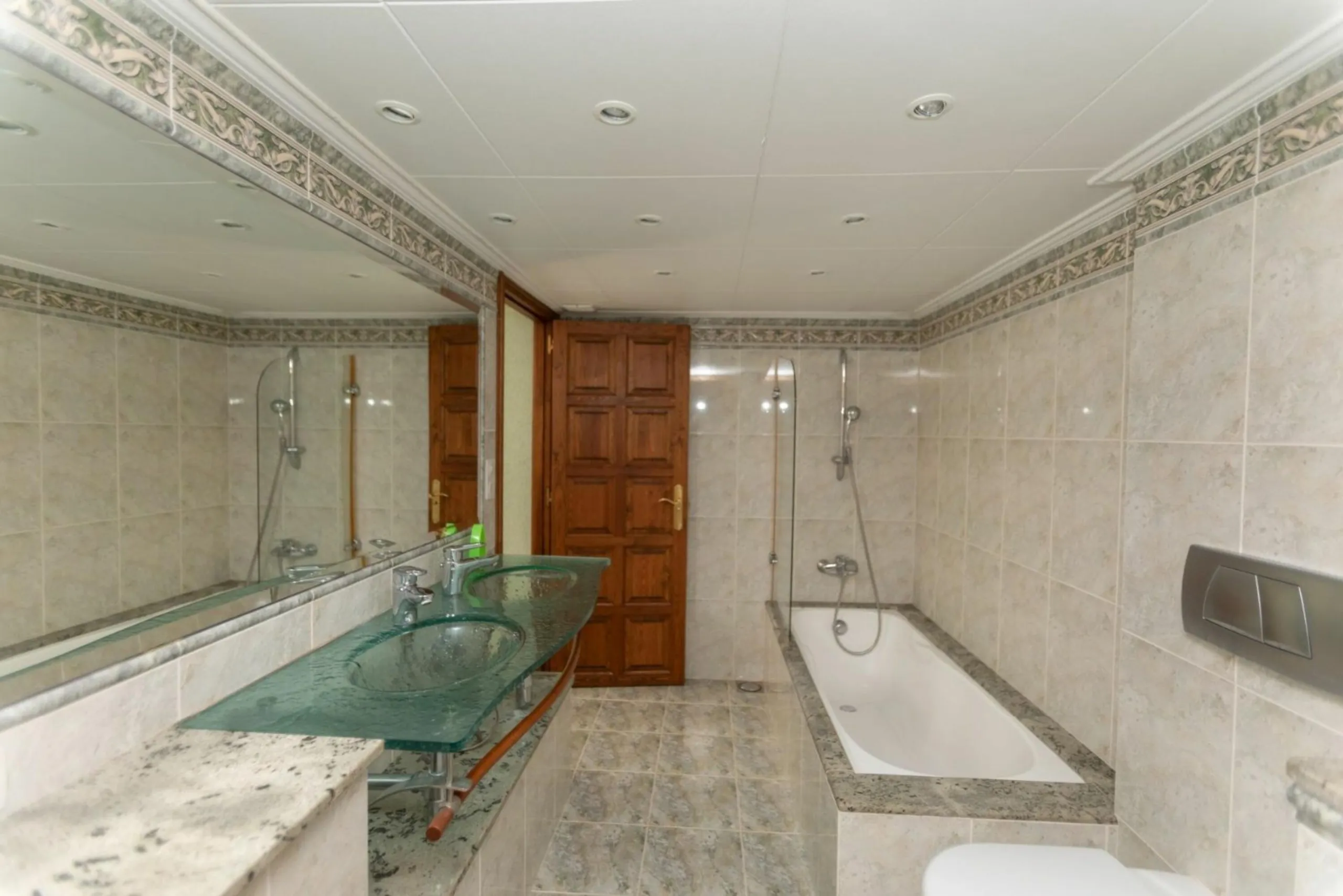 Charming House in the Casa Nova Residential Area in Sant Feliu de Guíxols, Costa Brava