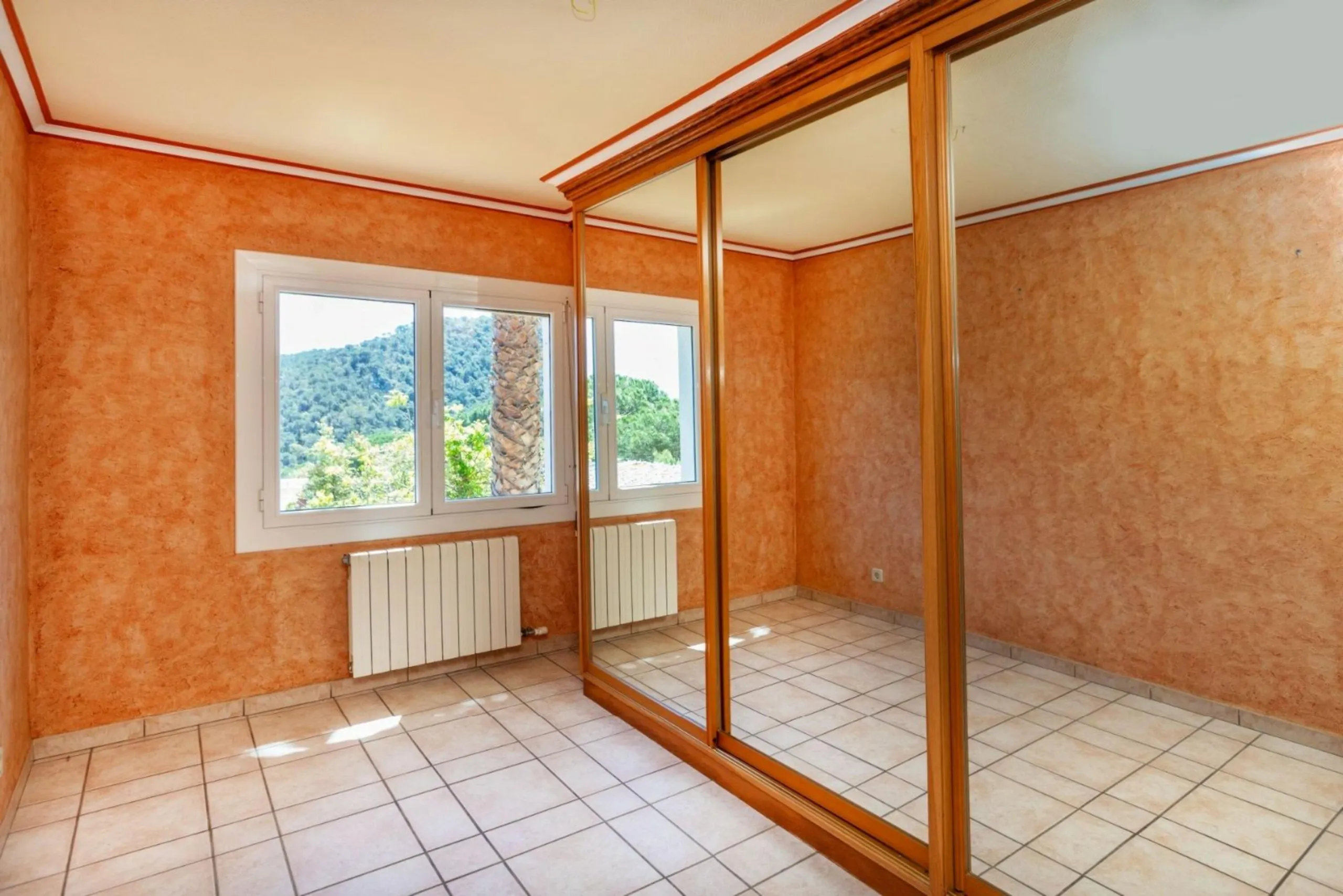 Charming House in the Casa Nova Residential Area in Sant Feliu de Guíxols, Costa Brava