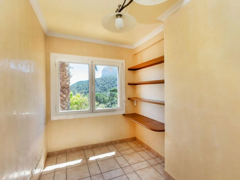 Charming House in the Casa Nova Residential Area in Sant Feliu de Guíxols, Costa Brava