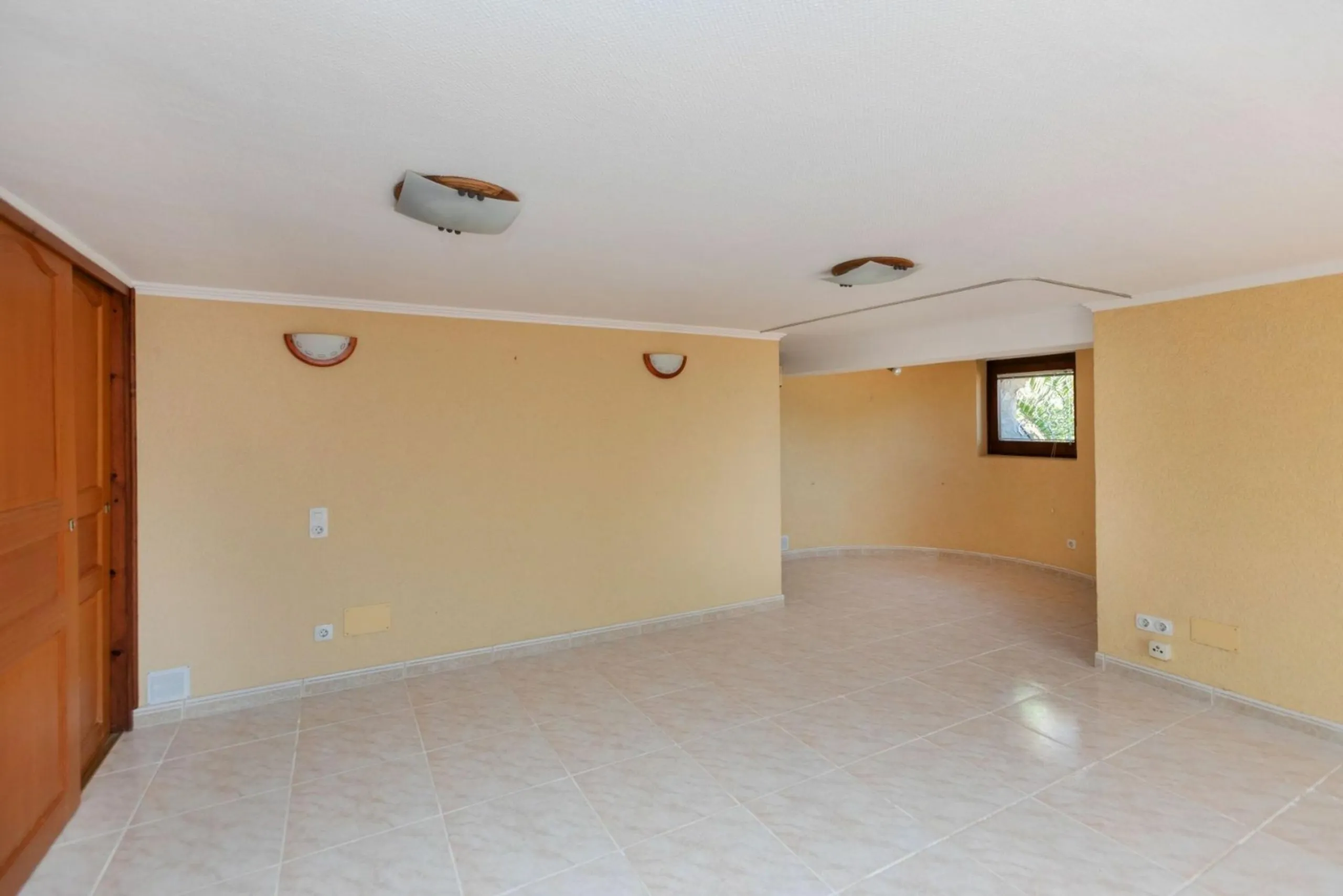 Charming House in the Casa Nova Residential Area in Sant Feliu de Guíxols, Costa Brava