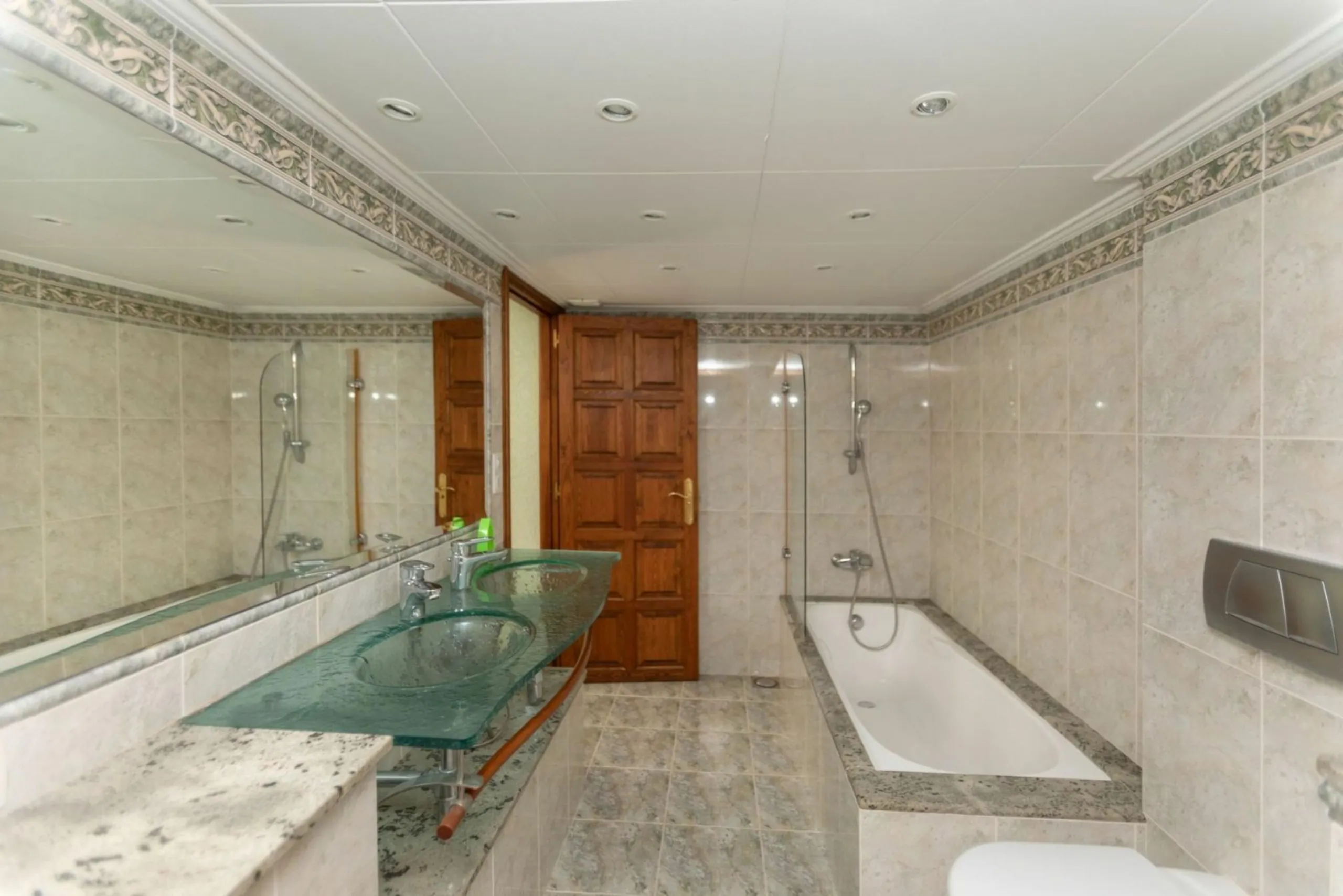 Charming House in the Casa Nova Residential Area in Sant Feliu de Guíxols, Costa Brava