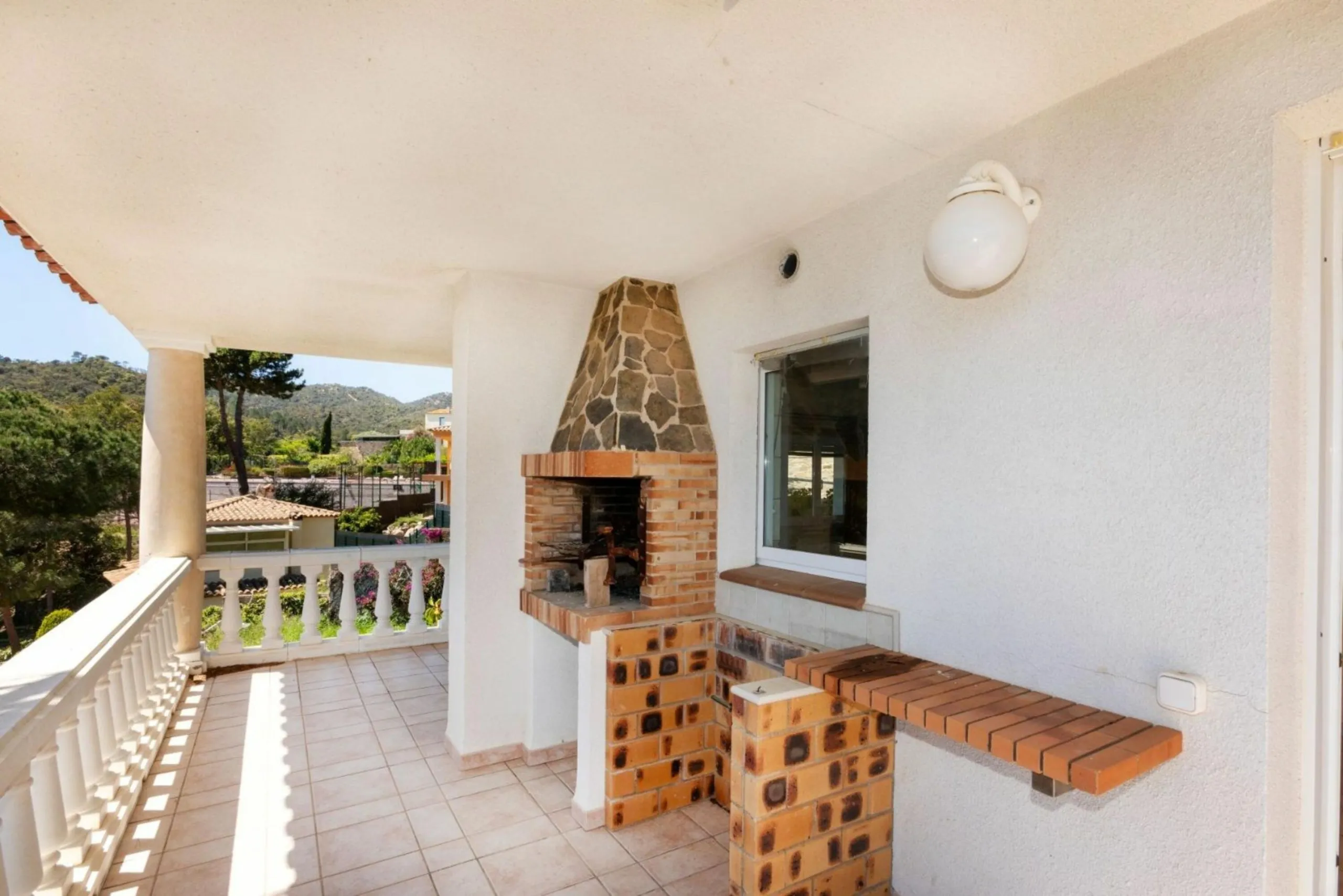 Charming House in the Casa Nova Residential Area in Sant Feliu de Guíxols, Costa Brava