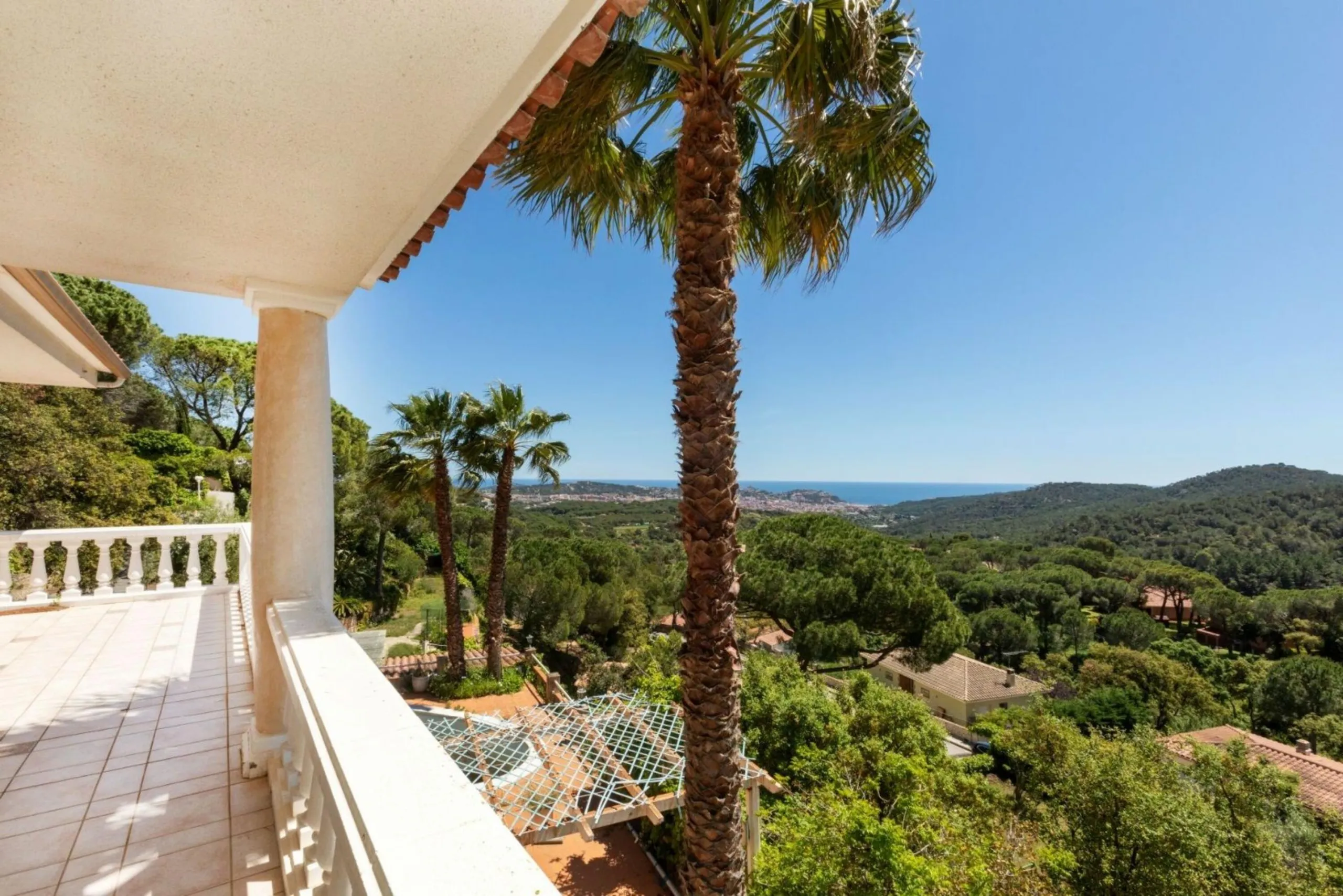 Charming House in the Casa Nova Residential Area in Sant Feliu de Guíxols, Costa Brava