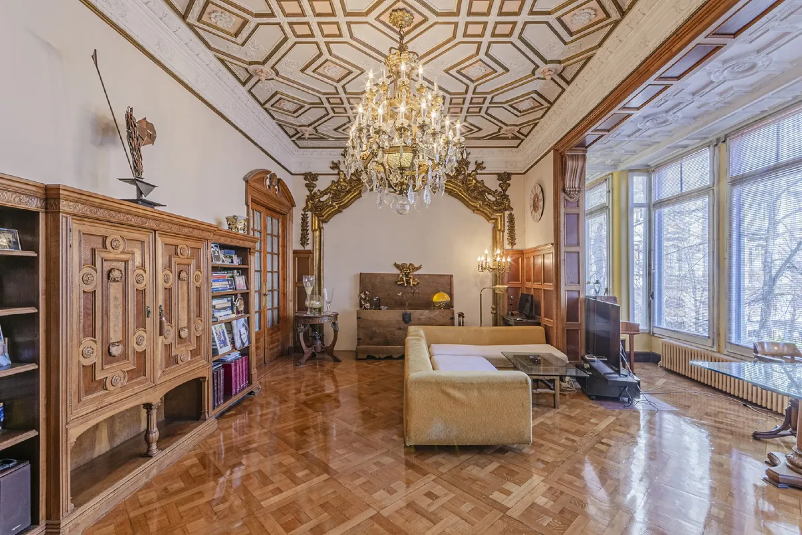 Elegant Catalan Modernist Apartment in the Prestigious Eixample Dreta District, Barcelona