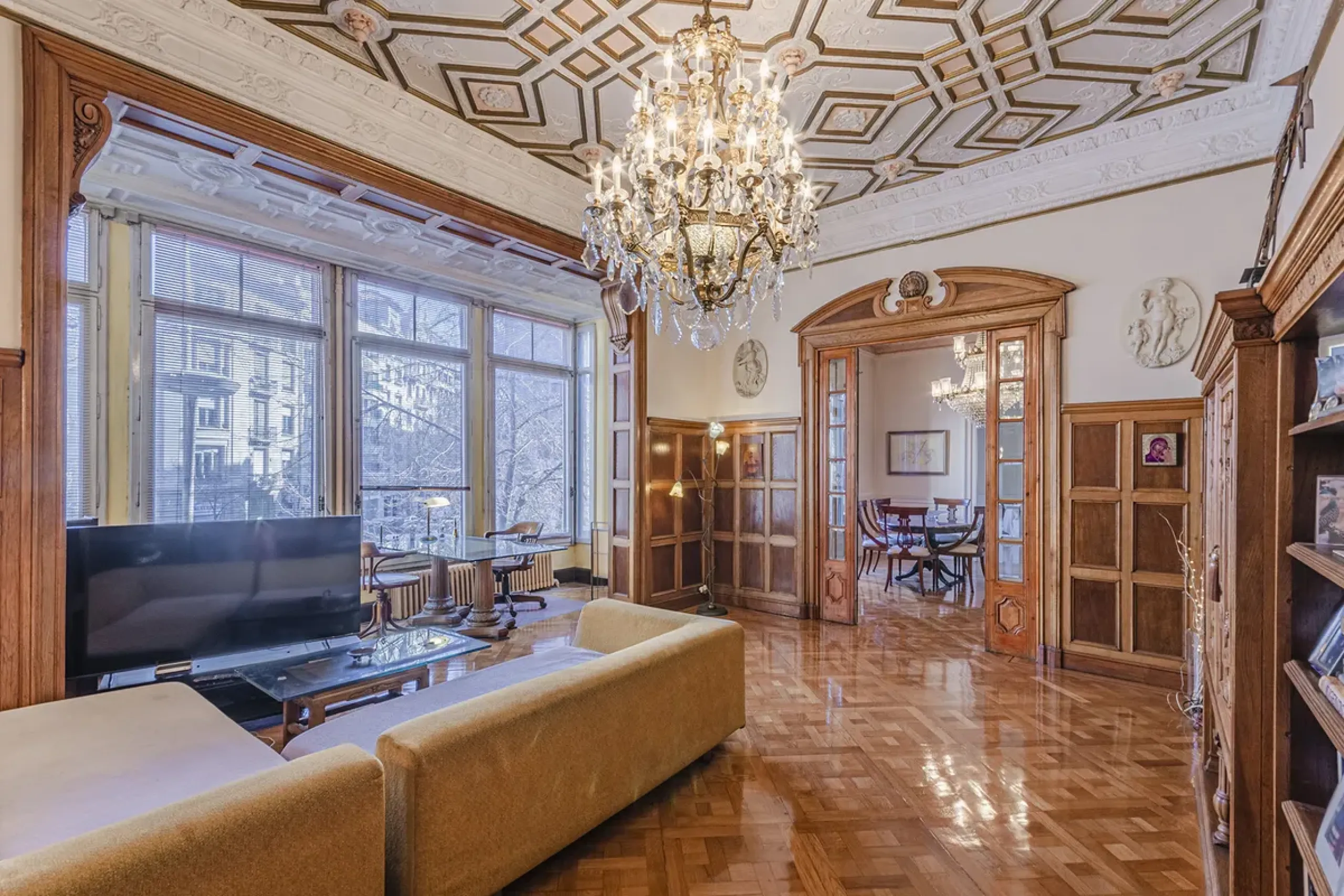 Elegant Catalan Modernist Apartment in the Prestigious Eixample Dreta District, Barcelona