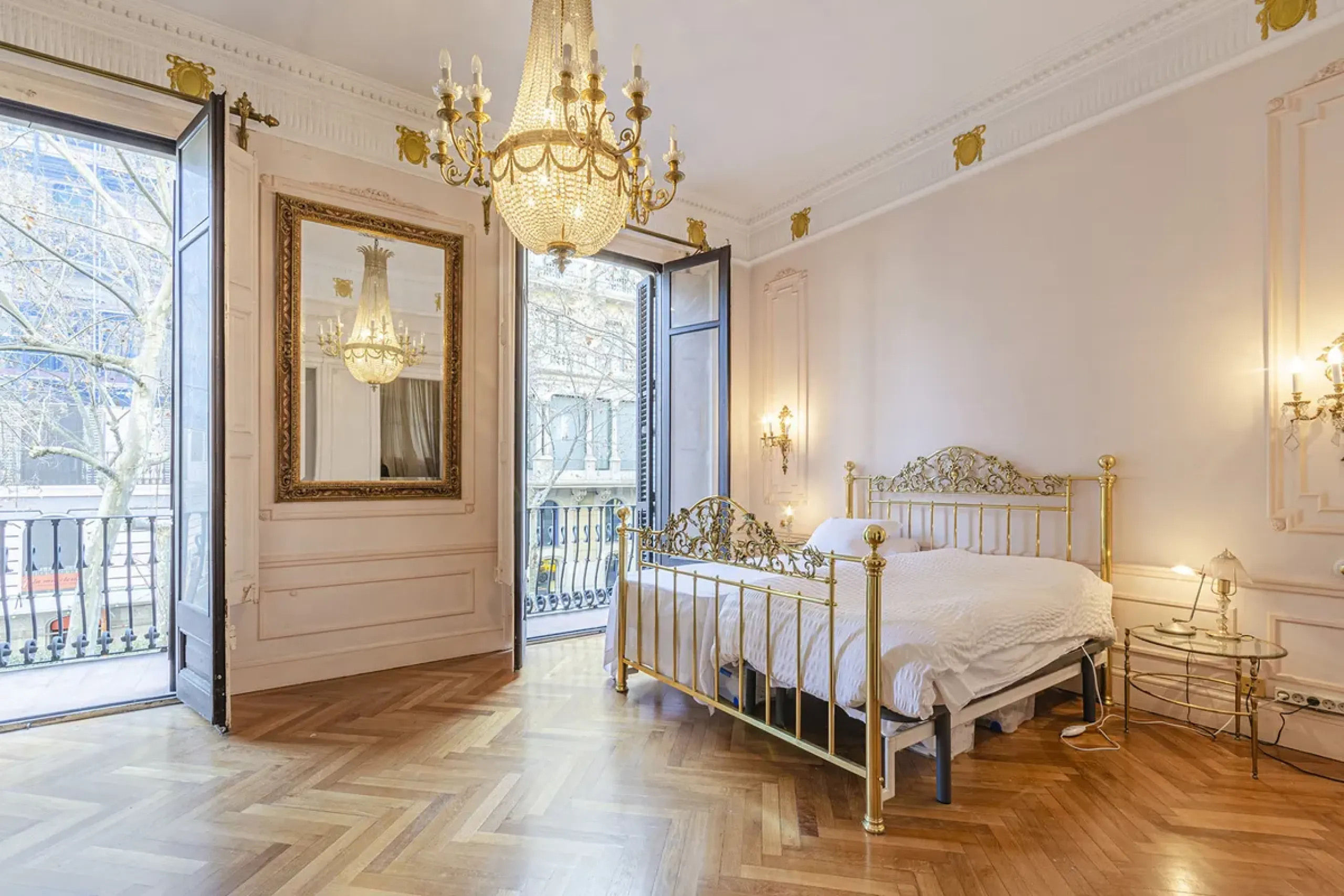 Elegant Catalan Modernist Apartment in the Prestigious Eixample Dreta District, Barcelona