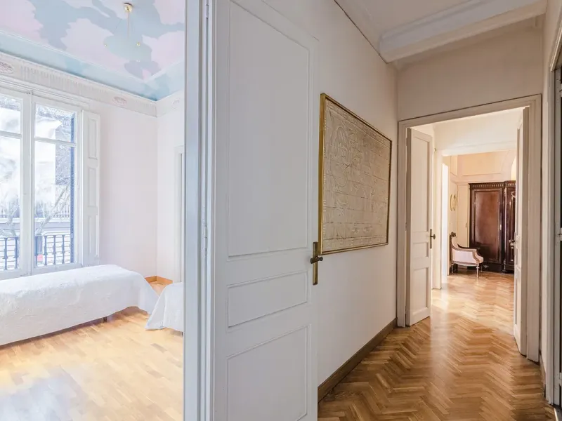 Elegant Catalan Modernist Apartment in the Prestigious Eixample Dreta District, Barcelona