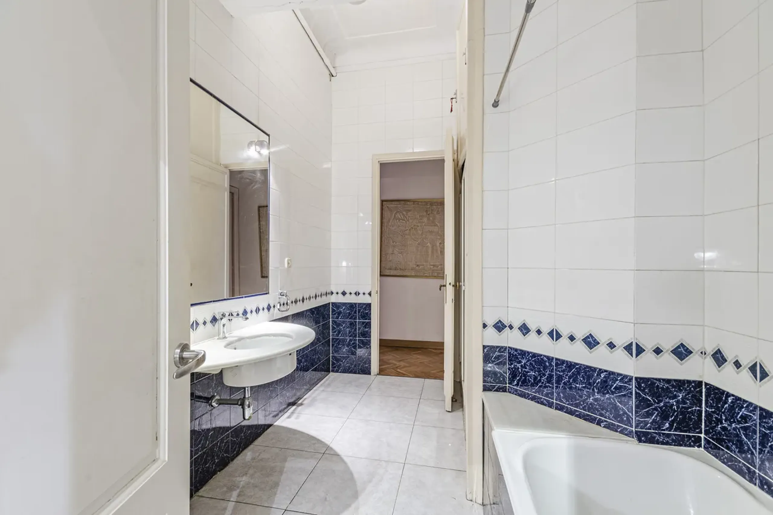 Elegant Catalan Modernist Apartment in the Prestigious Eixample Dreta District, Barcelona