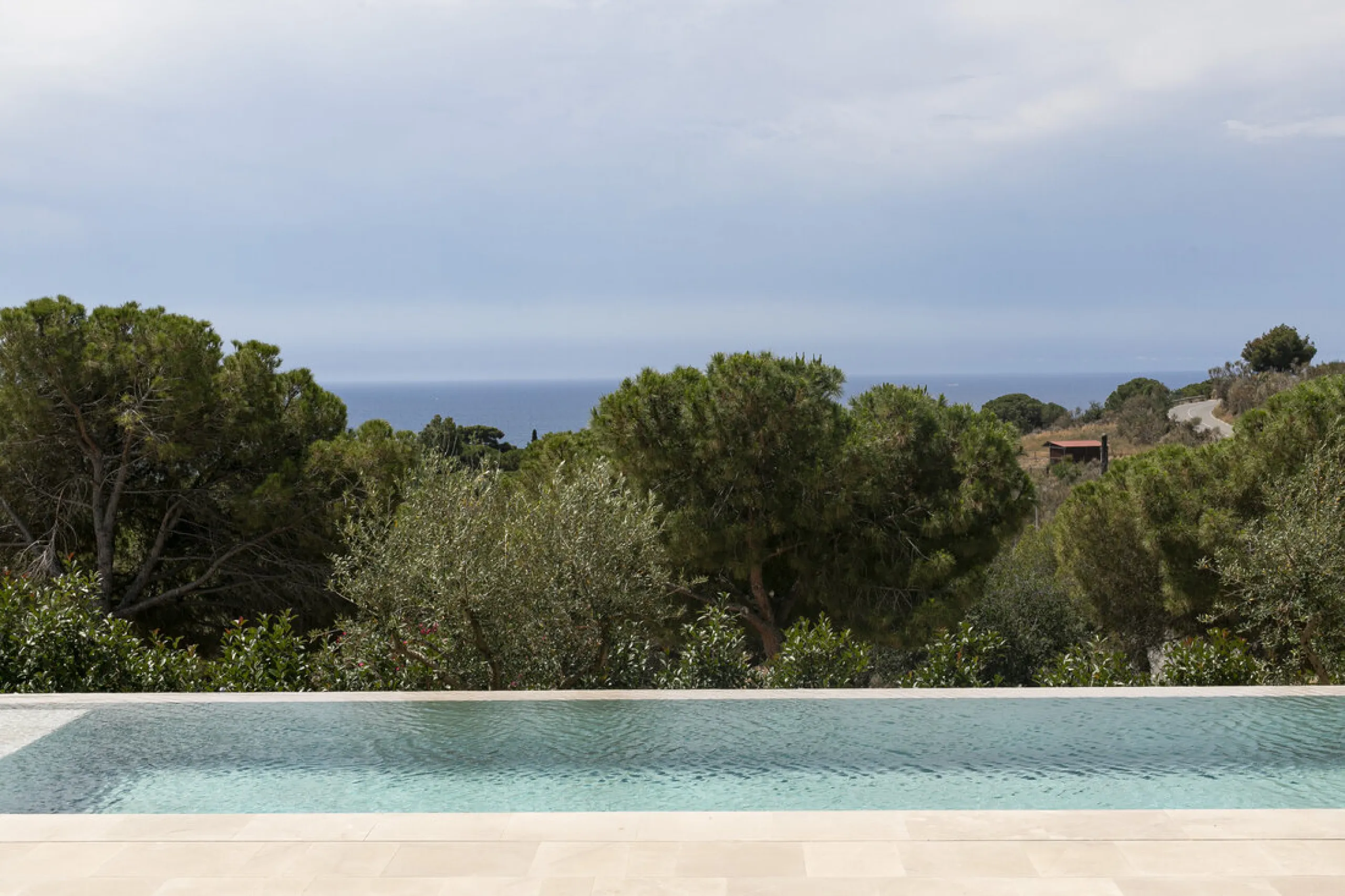  Luxury House ‘The Art of Nature’ in Teia, Barcelona