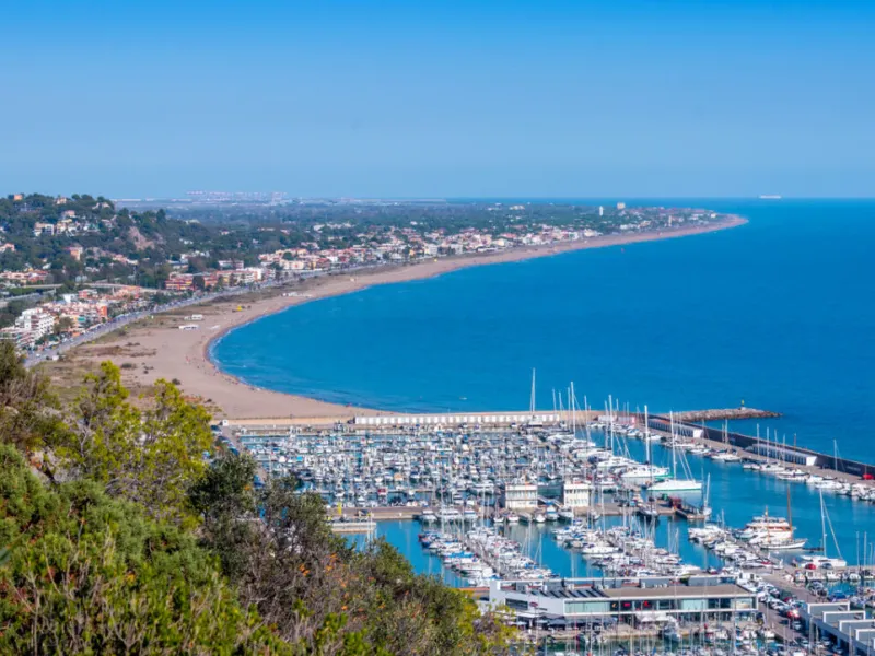 Charming Coastal Hotel With Expansion Potential for Sale in Castelldefels, Barcelona