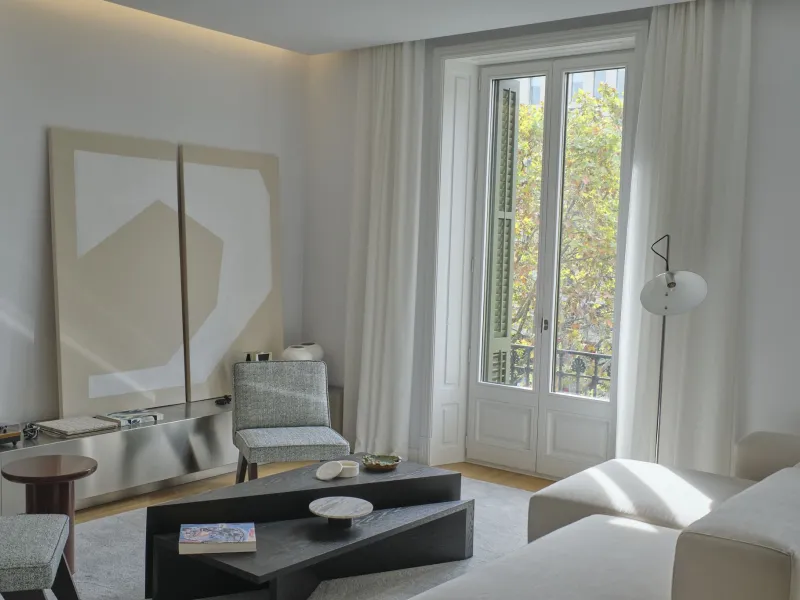 Luxury Apartments in a Renovated Building on Paseo de Gracia, Barcelona