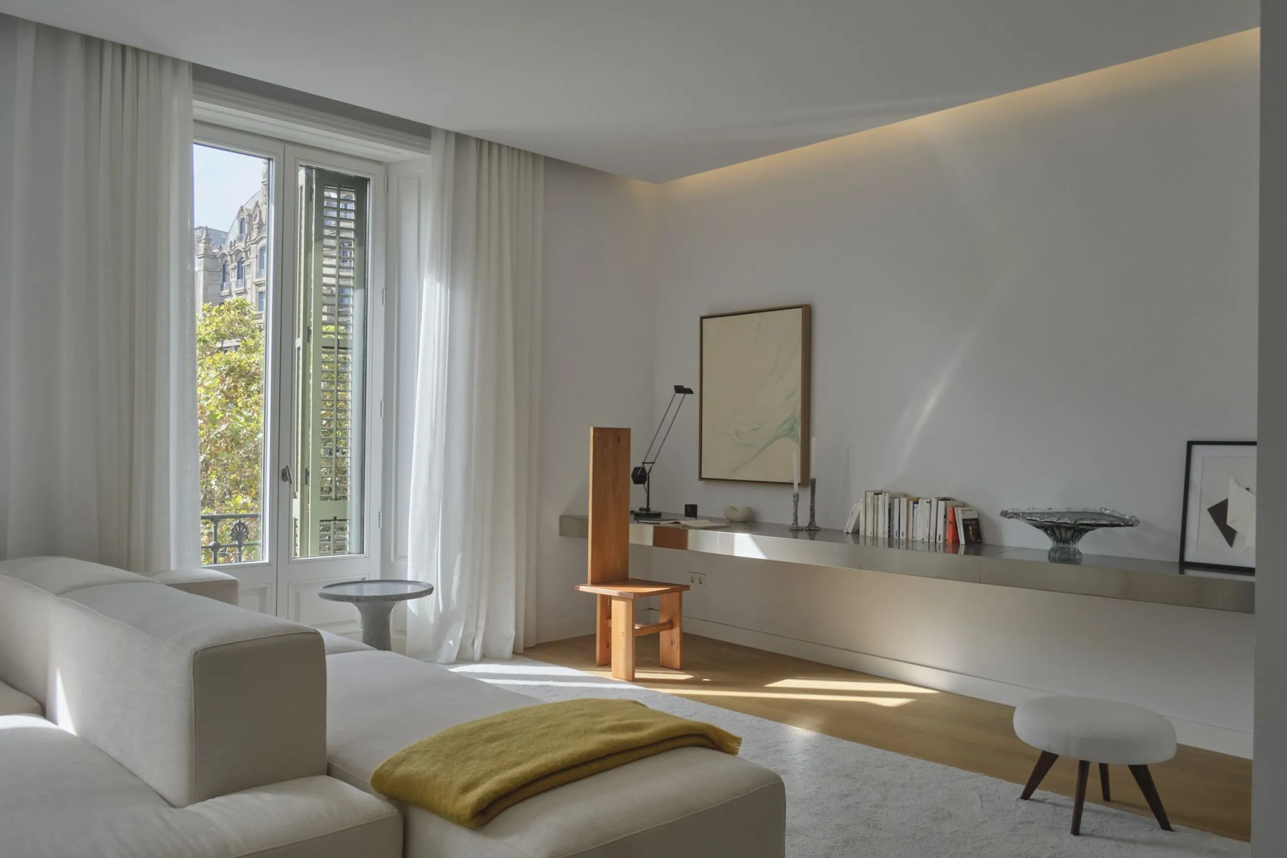 Luxury Apartments in a Renovated Building on Paseo de Gracia, Barcelona