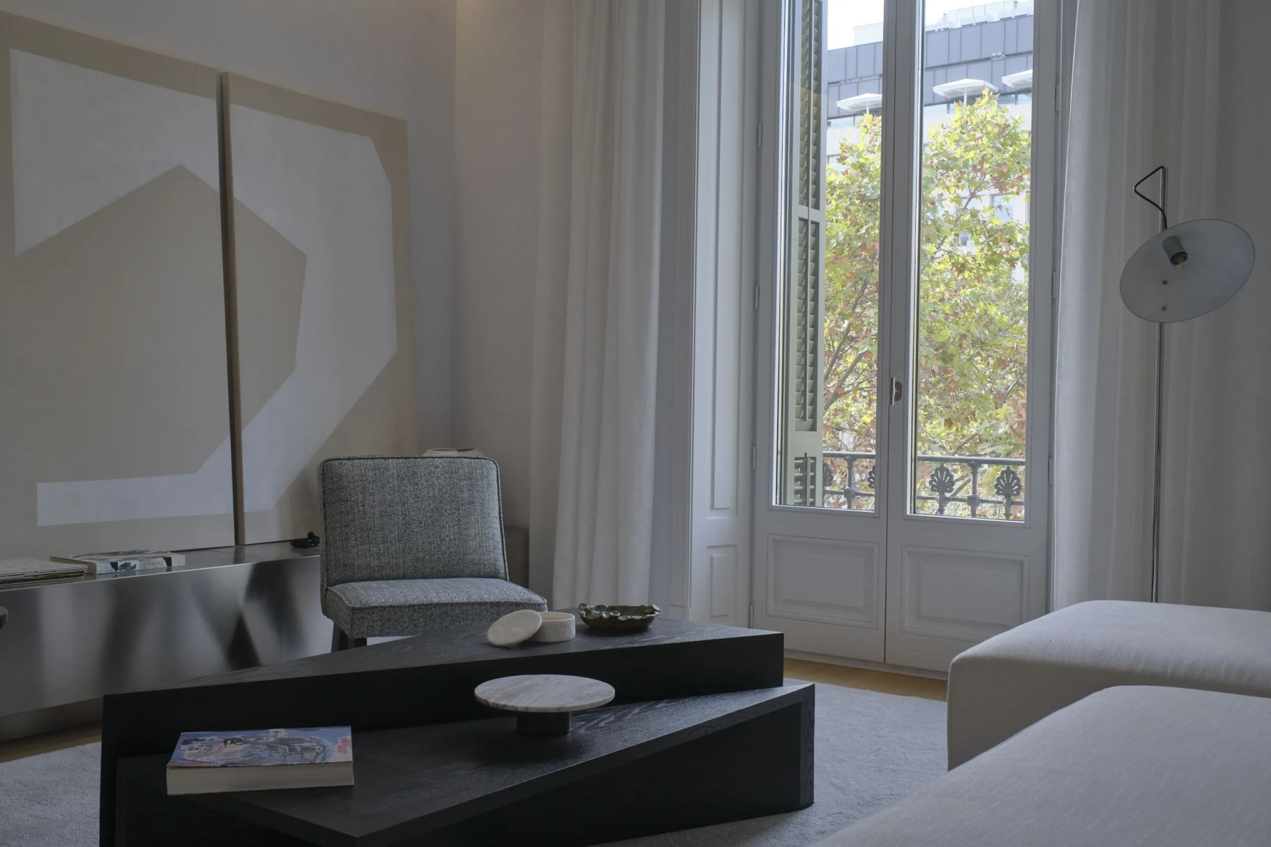 Luxury Apartments in a Renovated Building on Paseo de Gracia, Barcelona
