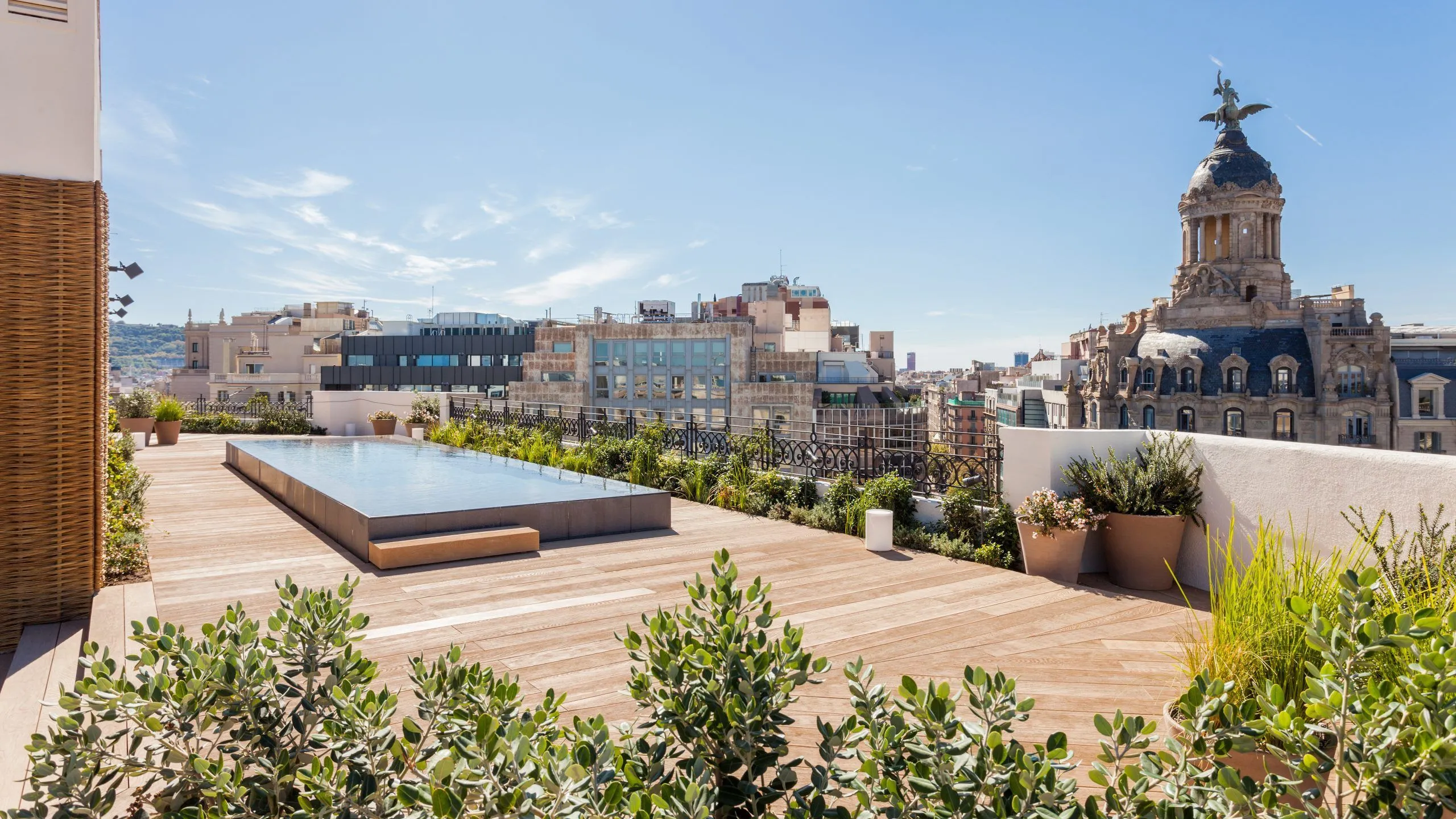 Luxury Apartments in a Renovated Building on Paseo de Gracia, Barcelona