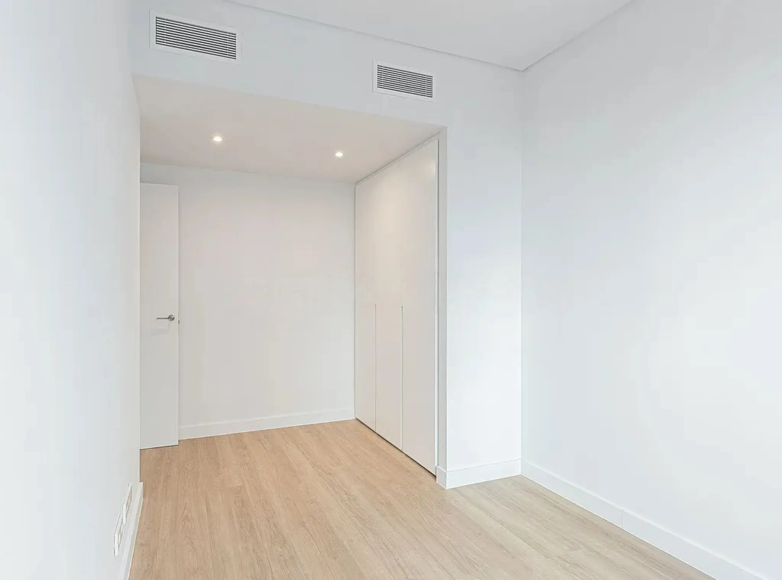 Renovated Stylish Apartments on Diagonal Street, Barcelona