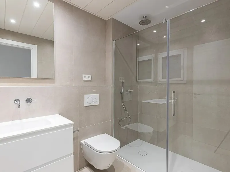 Renovated Stylish Apartments on Diagonal Street, Barcelona