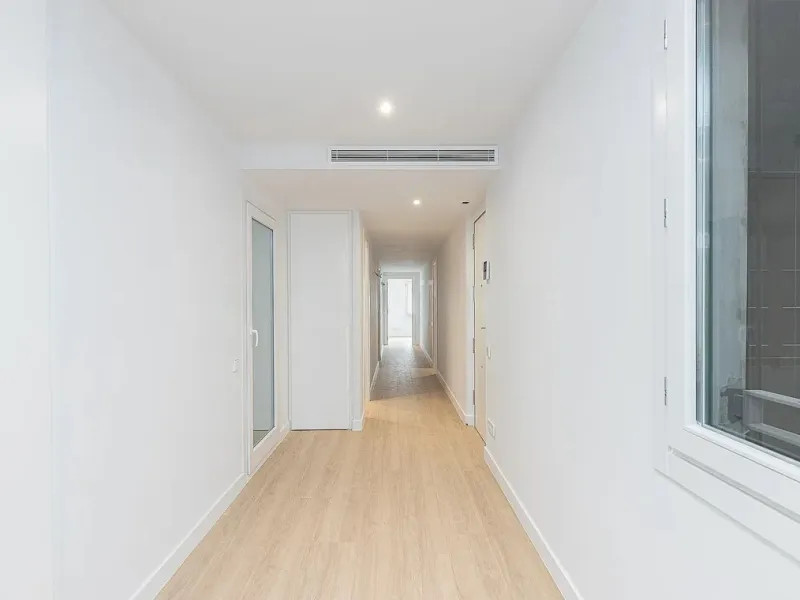 Renovated Stylish Apartments on Diagonal Street, Barcelona