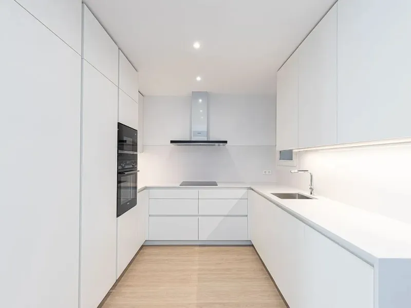 Renovated Stylish Apartments on Diagonal Street, Barcelona