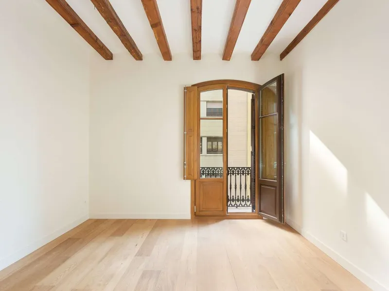 Renovated apartments on the famous Passeig de Gracia, Barcelona