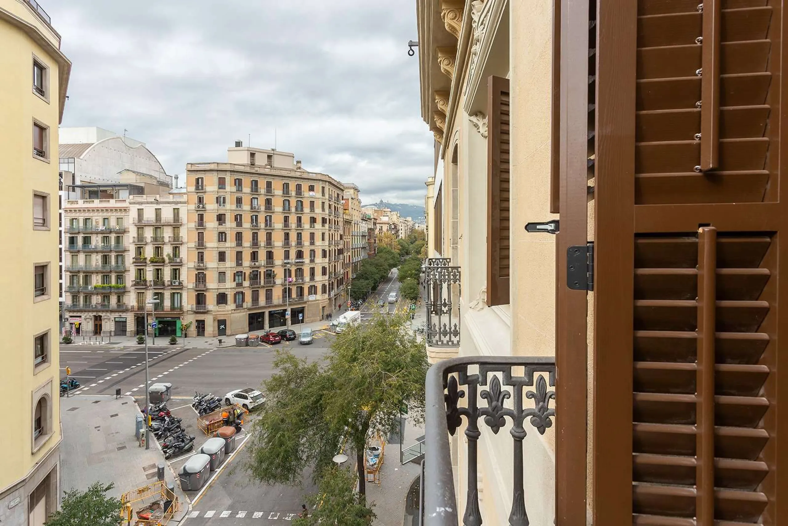 Renovated apartments on the famous Passeig de Gracia, Barcelona